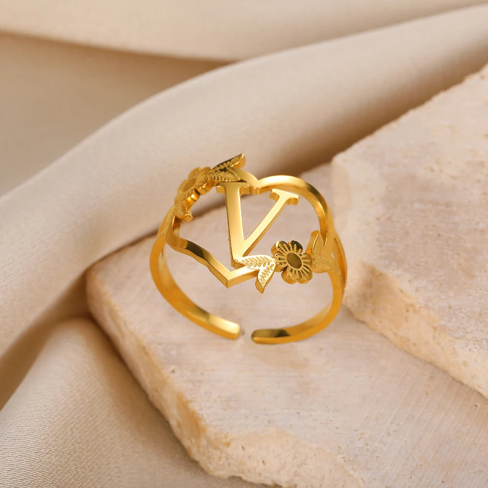 Edelstahl Initialen Buchstaben Herzringe für Frauen Mädchen Goldfarben Blumen Alphabet Ring Mode Valentinstags Schmuck Geschenk