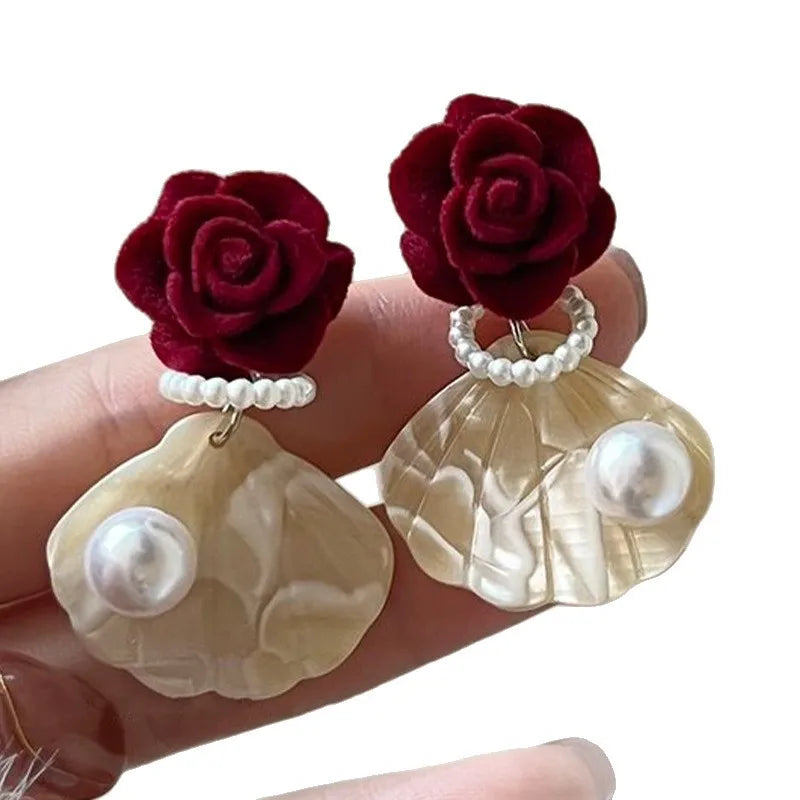 Fashion Einzigartige Glänzende Muschel Blumen Anhänger Ohrringe für Frauen Temperament Perlenohrringe Süßes Design Hochzeitsgeschenke
