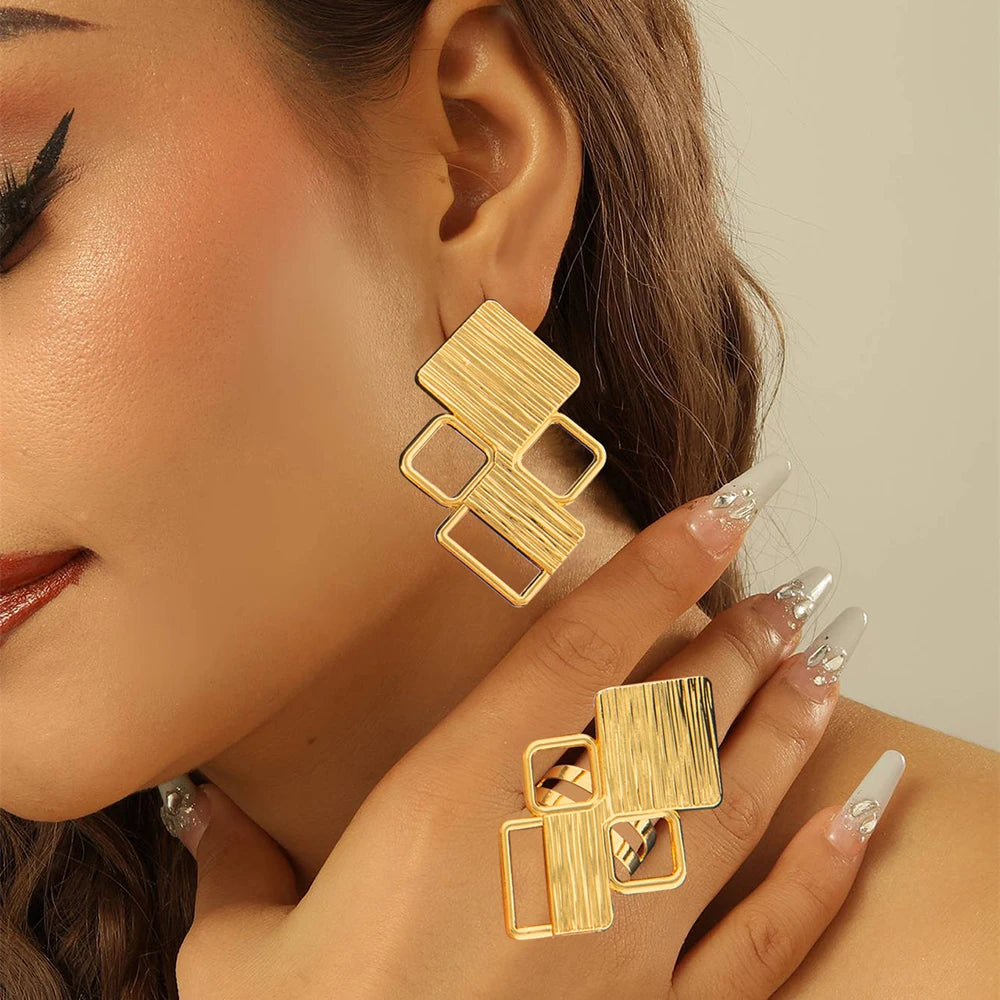 18k Goldfarbe Ohrringe mit Ring Schmuckset für Braut Afrikanische Clip-Ohrringe und Fingerring 2-teiliges Set für Verlobungsschmuck