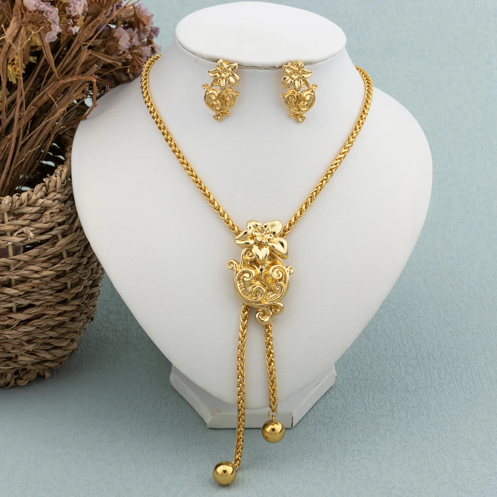 Neues Mode-Schmuckset vergoldet Anhänger Dubai Italien Halskette Tropfenohrringe für Frauen Verstellbare Kette Party Böhmen Schmuck