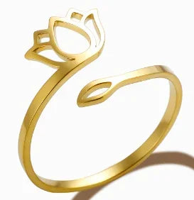 Großhandel High-End wasserdicht dreidimensionaler M-Buchstabe hohler Edelstahl Fingerring trendig für Damen personalisierbarer Schmuck