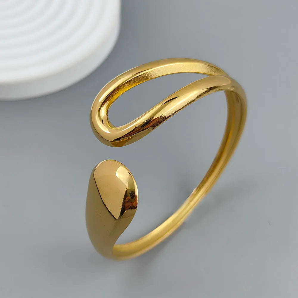 Neues Wassertropfen-Armband aus hohlem Edelstahl, 18K vergoldet, hochwertiger wasserdichter Silberschmuck, Geschenk für Paare