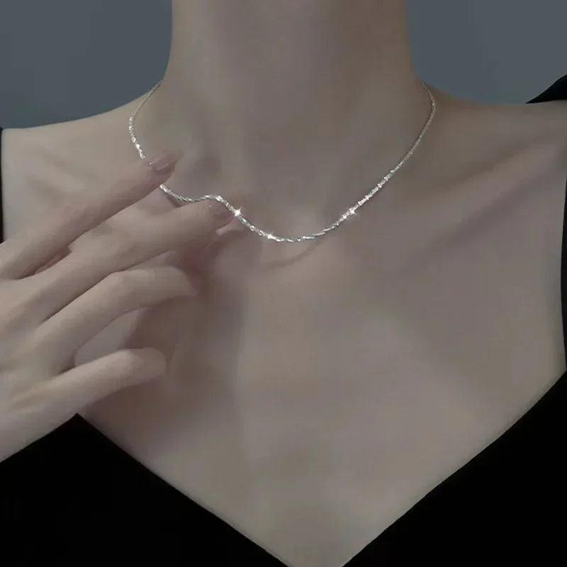 Vintage Golden Silver Color Heart Pendant Necklace for Women New Trend Girls Clavicle Chain Jewelry Birthday Gifts Wholesale