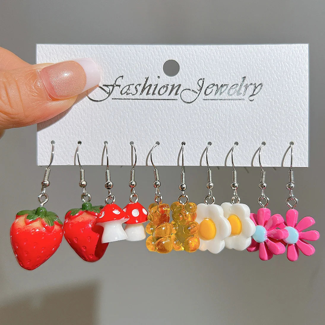 Mode Süße Fruchtgetränk Ohrringe Set für Damen Niedliche Cartoon Lebensmittel Eis Donut Lustige Harz Ohrringe Party Schmuck Geschenk Neu