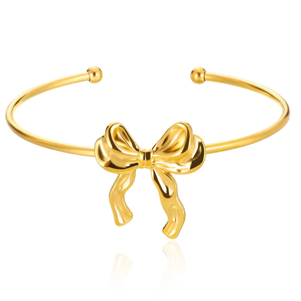 Exquisites klassisches Armband mit Wellenmuster für Damen, Manschettenarmband, goldfarben, Edelstahl, Handschmuck-Geschenk