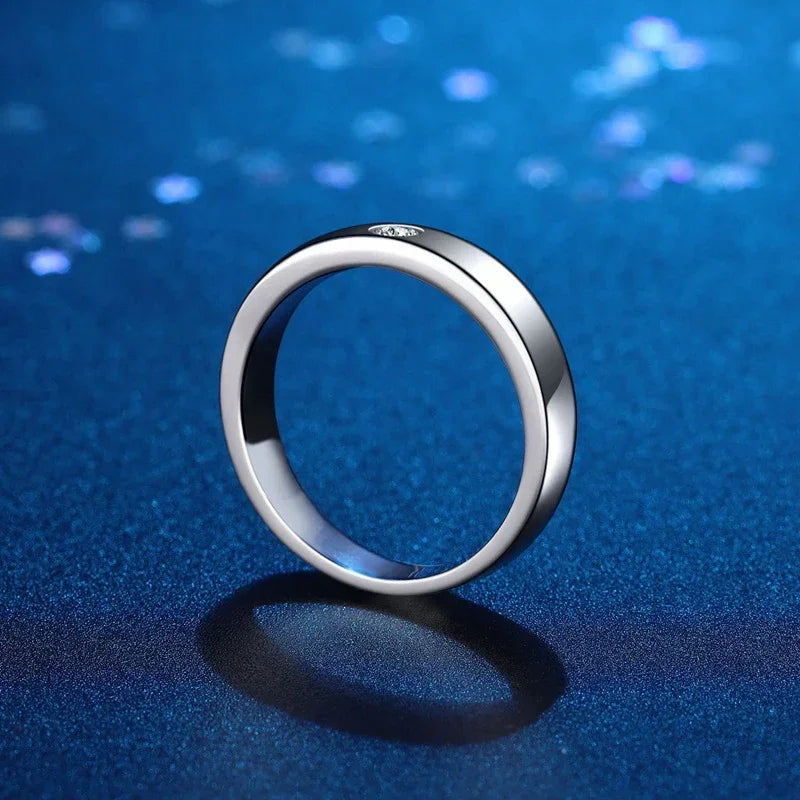 NeeTim 4mm Moissanit Ring für Herren, 925 Sterling Silber Edelstein Labor Diamant Vergoldeter Ring Hochzeits-Verlobungsband Schmuck