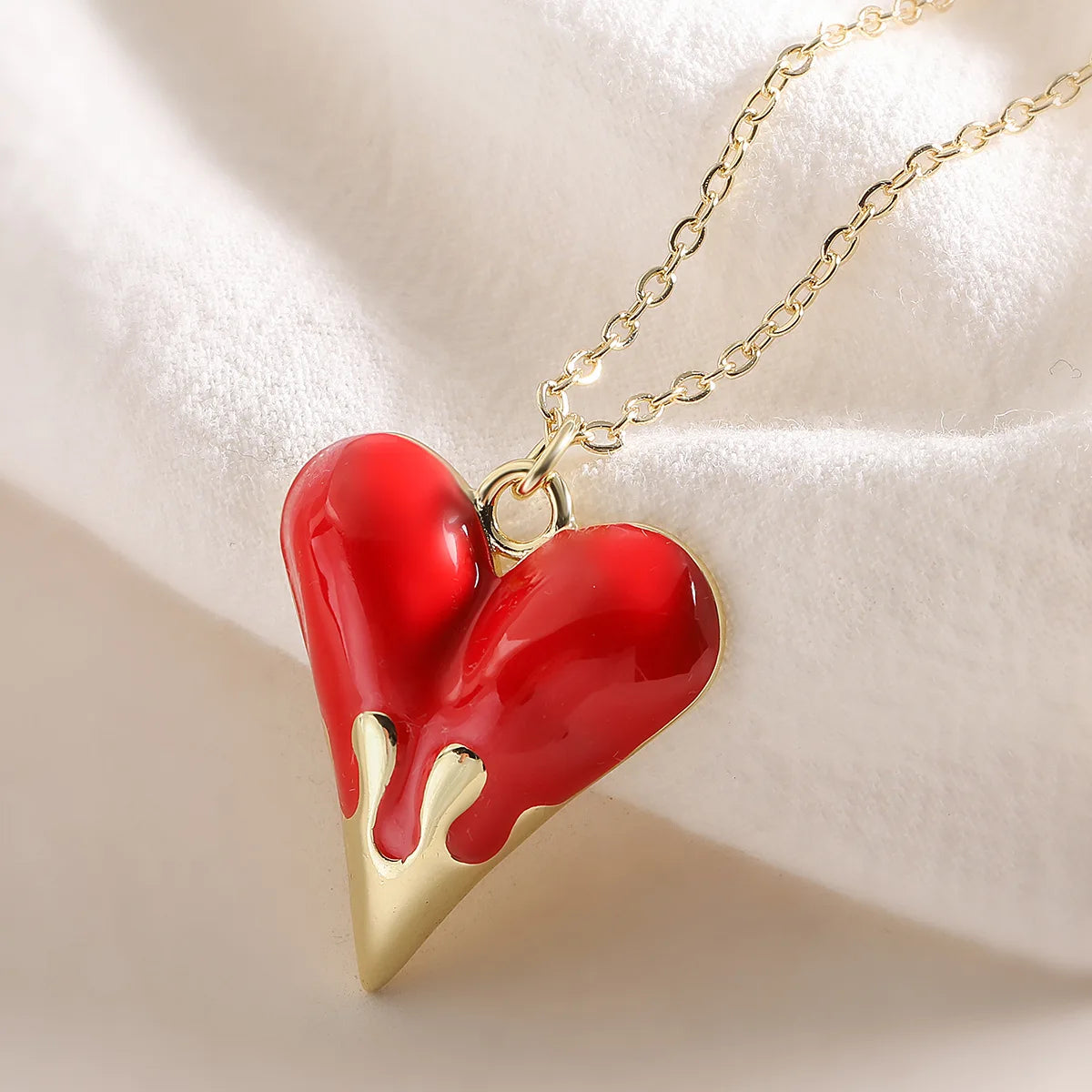 NEWBUY Fashion Gold Color Chain Red Crystal Heart Pendant Necklaces For Women Bling Bling Jewelry