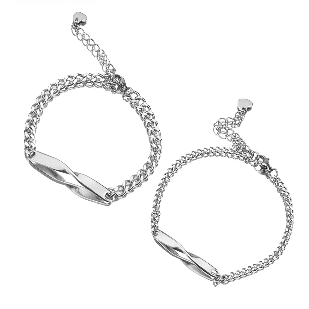 2-teiliges Set Titanstahl Mobius Pärchen Armband Individueller Name Datum Graviertes Armband Männlicher und weiblicher Schmuck Geschenke