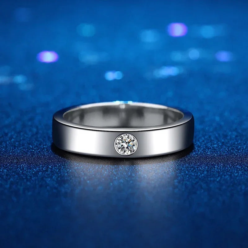 NeeTim 4mm Moissanit Ring für Herren, 925 Sterling Silber Edelstein Labor Diamant Vergoldeter Ring Hochzeits-Verlobungsband Schmuck