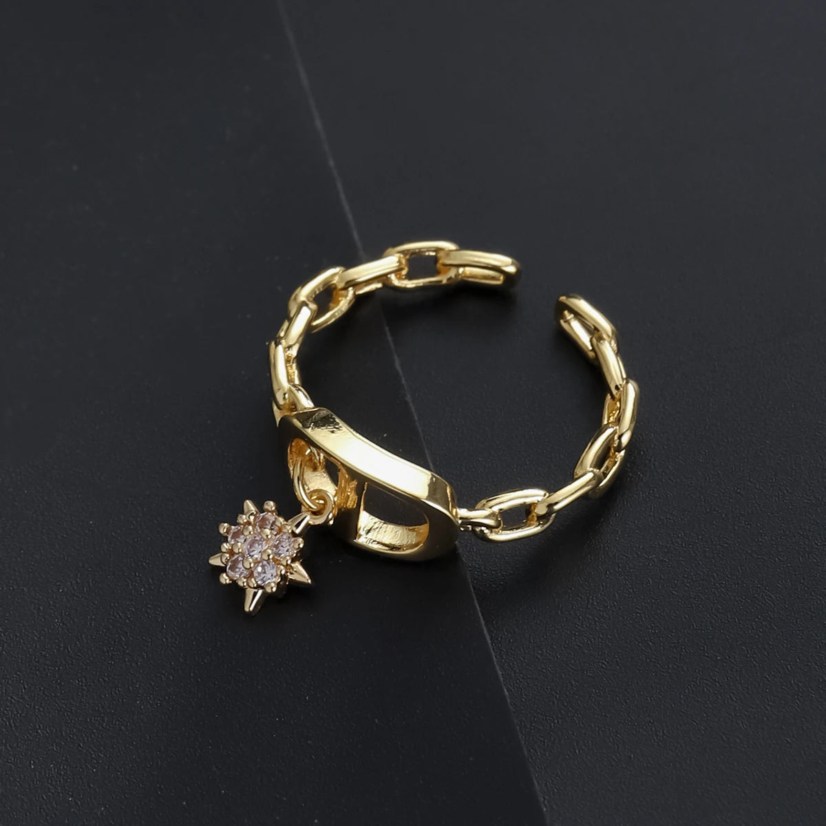 Kreuz-Diamant-Buchstabenring, Nischendesign-Anhänger, trendiger, täglich vielseitiger Damenring, neu, offen, verstellbar