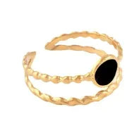 Großhandel High-End wasserdicht dreidimensionaler M-Buchstabe hohler Edelstahl Fingerring trendig für Damen personalisierbarer Schmuck