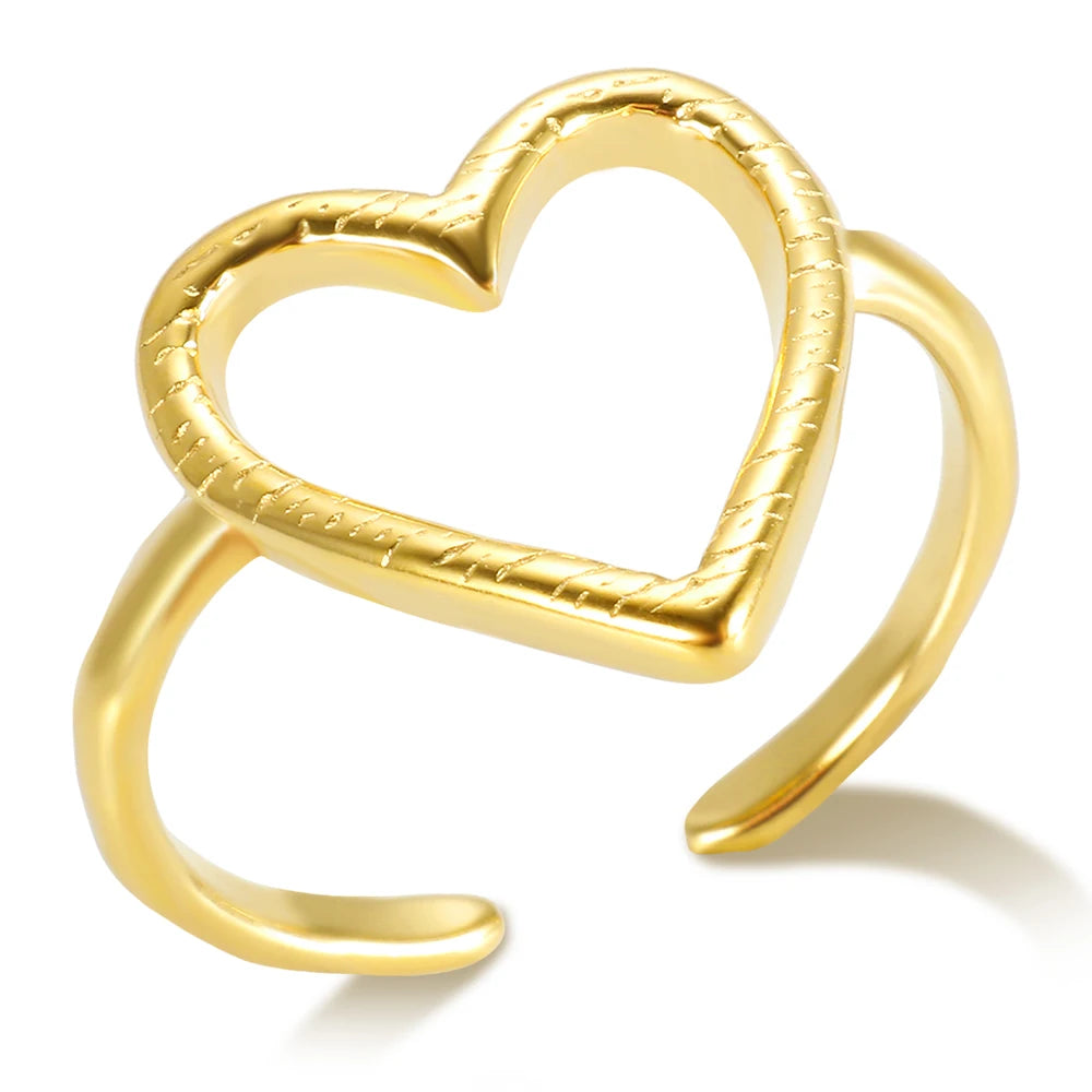 Großhandel High-End wasserdicht dreidimensionaler M-Buchstabe hohler Edelstahl Fingerring trendig für Damen personalisierbarer Schmuck