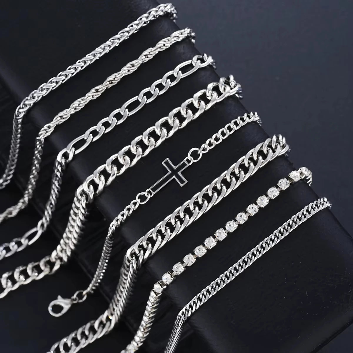 8 Stück Edelstahl Kreuz Cuban Armbänder für Männer Frauen Punk Silber Farbe Kristall Twist Kette Armband Täglicher Gebrauch Mode