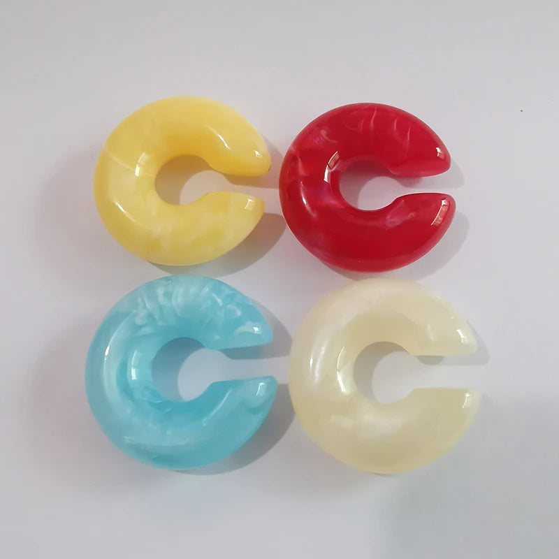 Fashion 4-teiliges C-förmiges Acryl-Ohrclip für Frauen Einfarbig Gold Silber Farbe Ohne Piercing Runde Ohrringe Punk Damenschmuck
