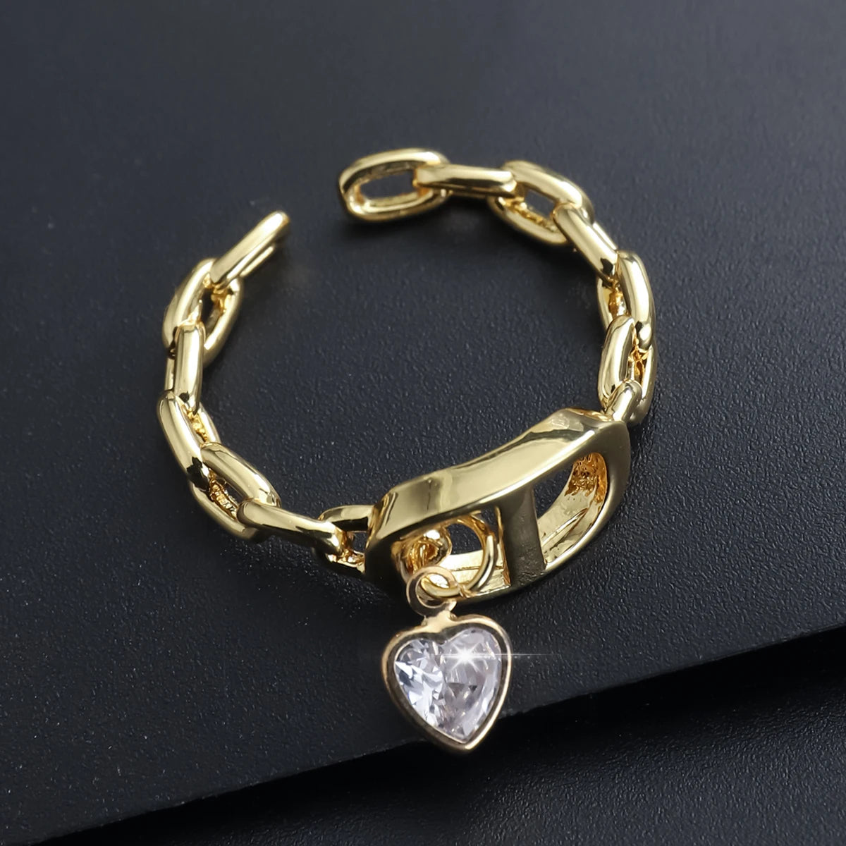 Modischer Sternen-Vollbohrer-Kettenanhänger-Ring für Frauen Vielseitiges Luxus-Design Ringfinger-Accessoire Kupfermaterial