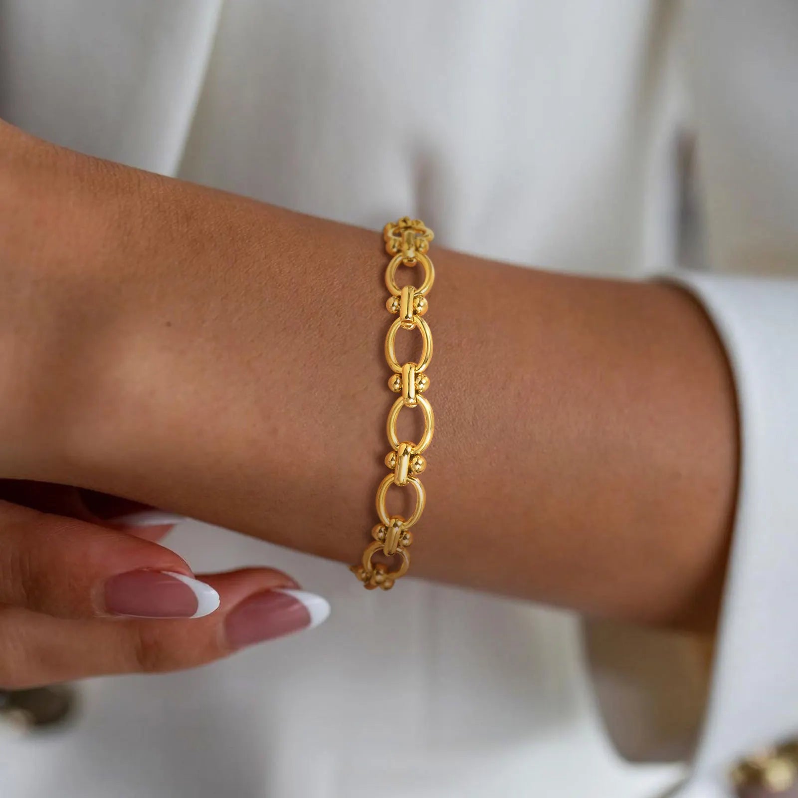 Auffälliges Edelstahl-Kettenarmband für Damen, Vintage 18k vergoldeter eleganter Schmuck