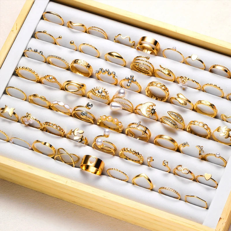 Vintage Elegantes 66-teiliges Modeschmuckring-Set Goldfarben Perle Geometrische Ringe Design für Damen Alltag Party Schmuck Geschenke 2024