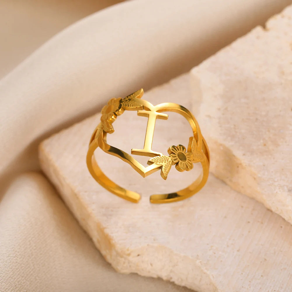 Edelstahl Initialen Buchstaben Herzringe für Frauen Mädchen Goldfarben Blumen Alphabet Ring Mode Valentinstags Schmuck Geschenk