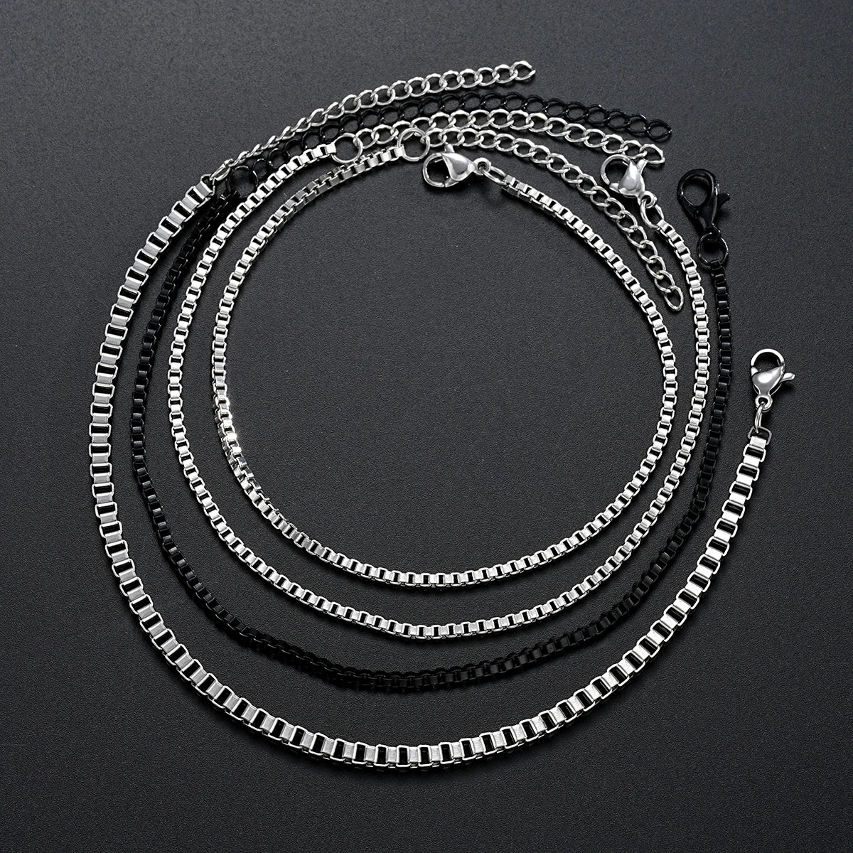 Neu 4tlg/Set Vintage Silberfarbene Box Chain Armbänder für Herren Goth Cuban Einstellbare Gliederarmbänder Charme Armreifen Paar Handschmuck Geschenke