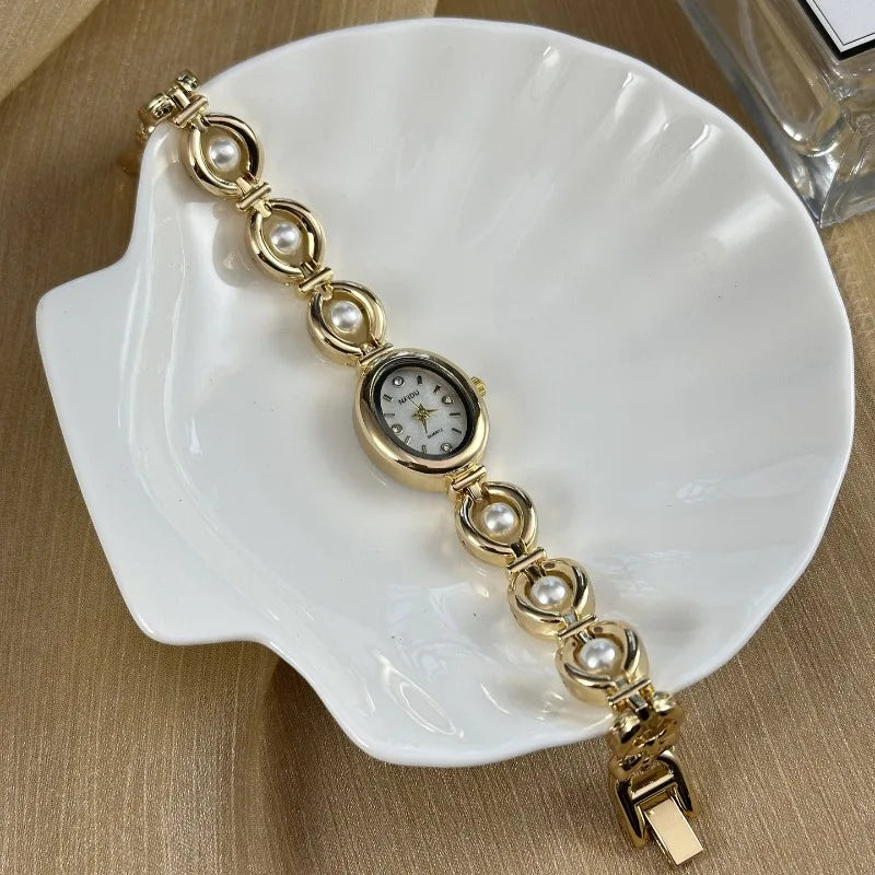 Luxuriöse Perlenarmbanduhr Mode Damenuhr Quarzuhren Marke Ovales Zifferblatt Kleideruhren Dropshipping Relojes Para Mujer
