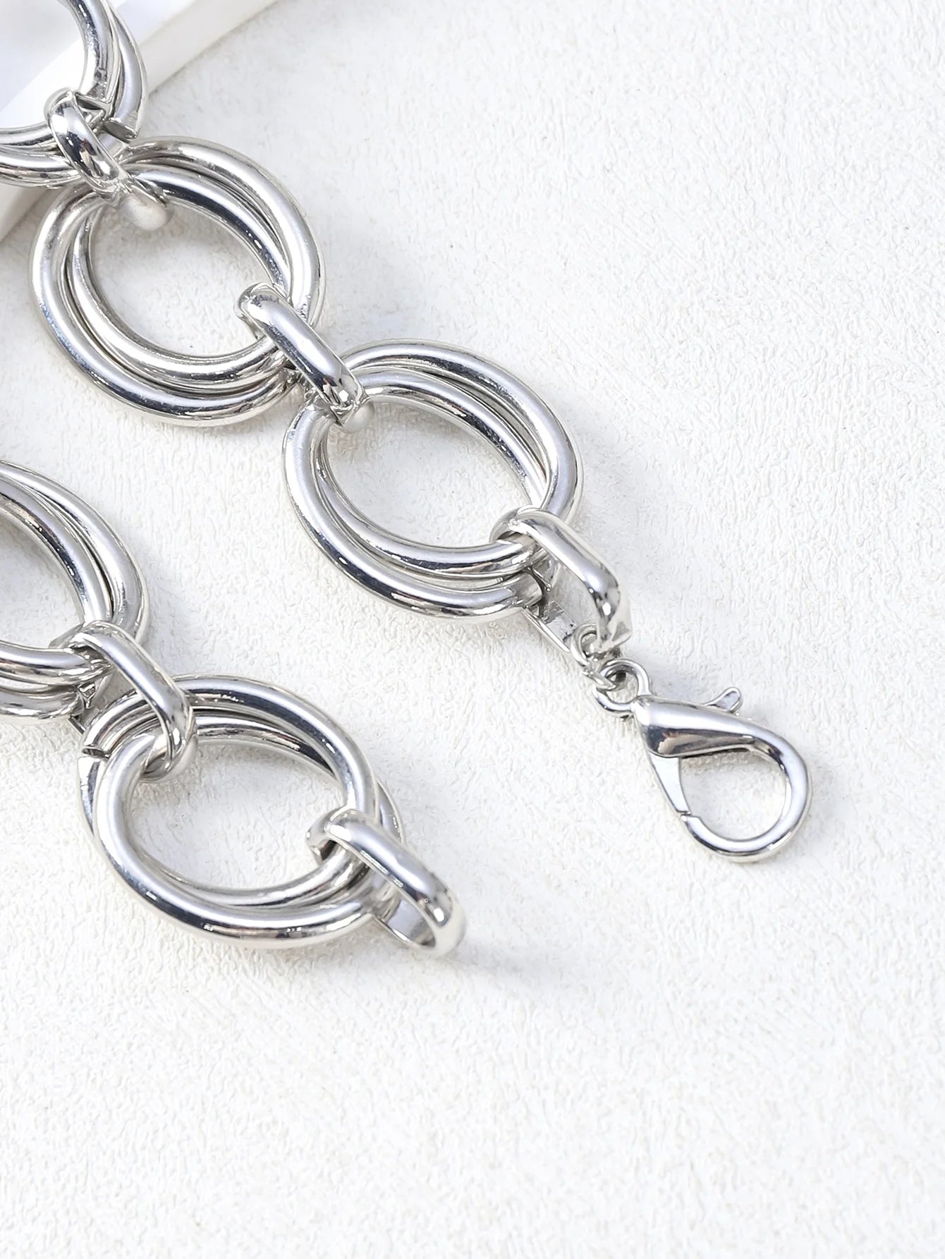 Armbänder aus rostfreiem Stahl mit ovalen Gliedern für Damen und Mädchen, filigrane, einfache, minimalistische Metall-Glieder-Armbänder