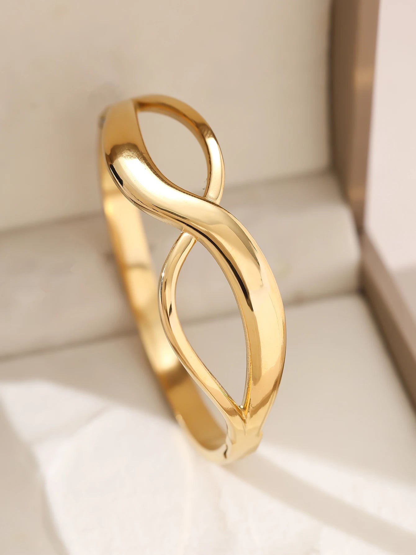 1 Stück/Set Damen Hochzeitsschmuck Party Feiertag Valentinstag Geschenk Edelstahl Armband 18K vergoldet Armband