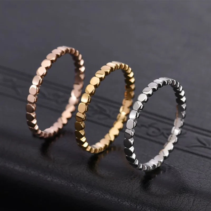 2mm dünner runder Ehering aus Edelstahl für Damen, Größe 5-10