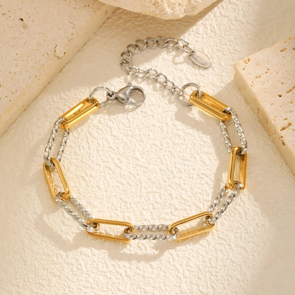 Zweifarbige Twist-Glieder-Paperclip-Armband für Damen, klobiges Edelstahl-Armband mit verstellbaren Gliedern, 18 Karat vergoldeter Schmuck