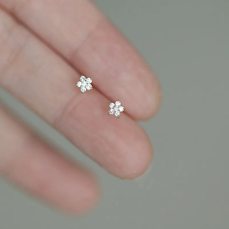 Pendientes Pentagrama Flor Pequeña Zirconia S925 Plata de Ley Elegante Populares Accesorios Femeninos Regalos Fiesta Todas las Ocasiones