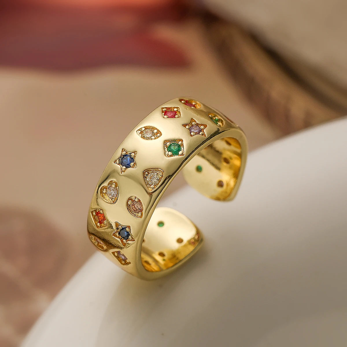 NEWBUY 2024 Neue Mode Goldfarbene Bunte AAA Zirkonia Inlay Schmuck Offenes Design Eheringe Ringe für Frauen Mädchen