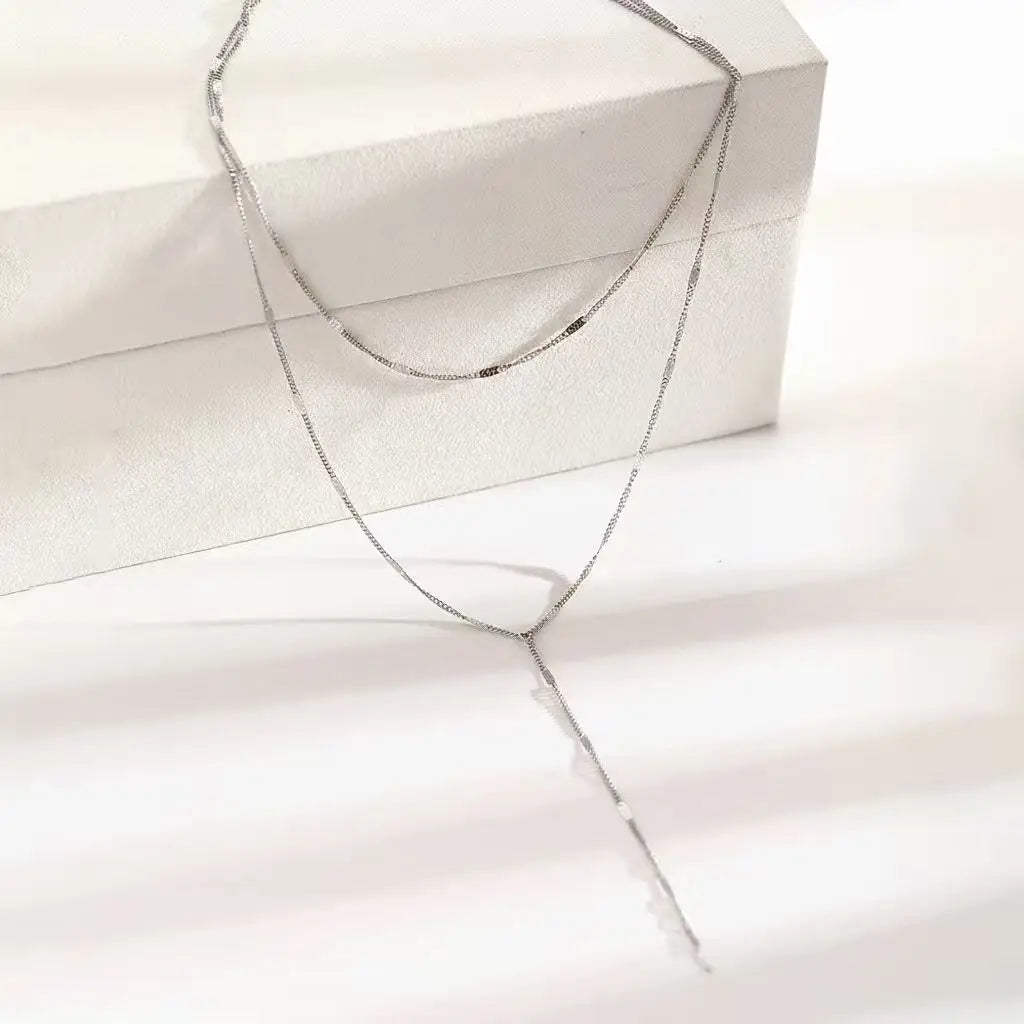 DOTIFI Edelstahl Mode Pendler Y-förmige Fransen Halskette Minimalistische doppellagige Schlüsselbeinkette Schmuck für Frauen