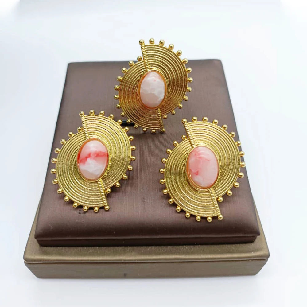 Afrikanisches Schmuckset für Damen Spiralform Neue Mode Lila Stein Ohrringe Fingerring Dubai Indischer Luxus Goldschmuck