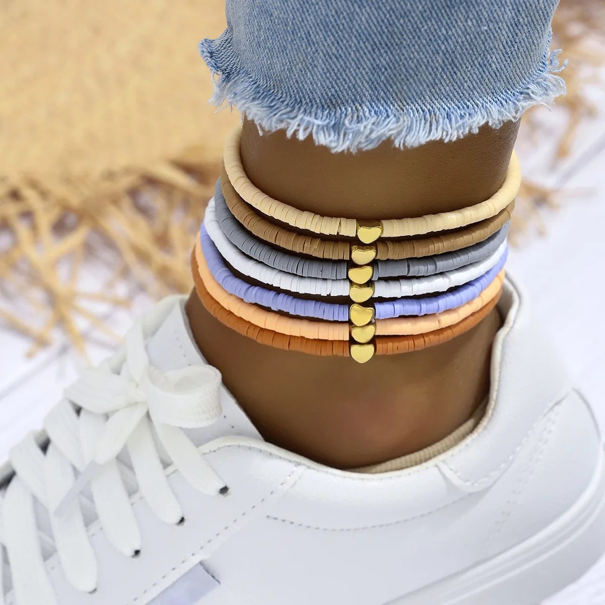 7 Stück buntes Stapel-Fußkettchen-Set für Damen mit Herz-Anhänger, aus weichem Ton, Layering-Fußkettchen, Mädchen, Sommer-Strandschmuck