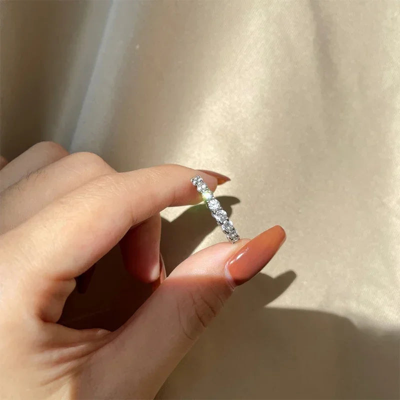 NeeTim 3mm Diamantring für Damen, Moissanit, Sterlingsilber 925 mit Weißgold-Beschichtung, Ehering, Verlobungsband, Luxusringe