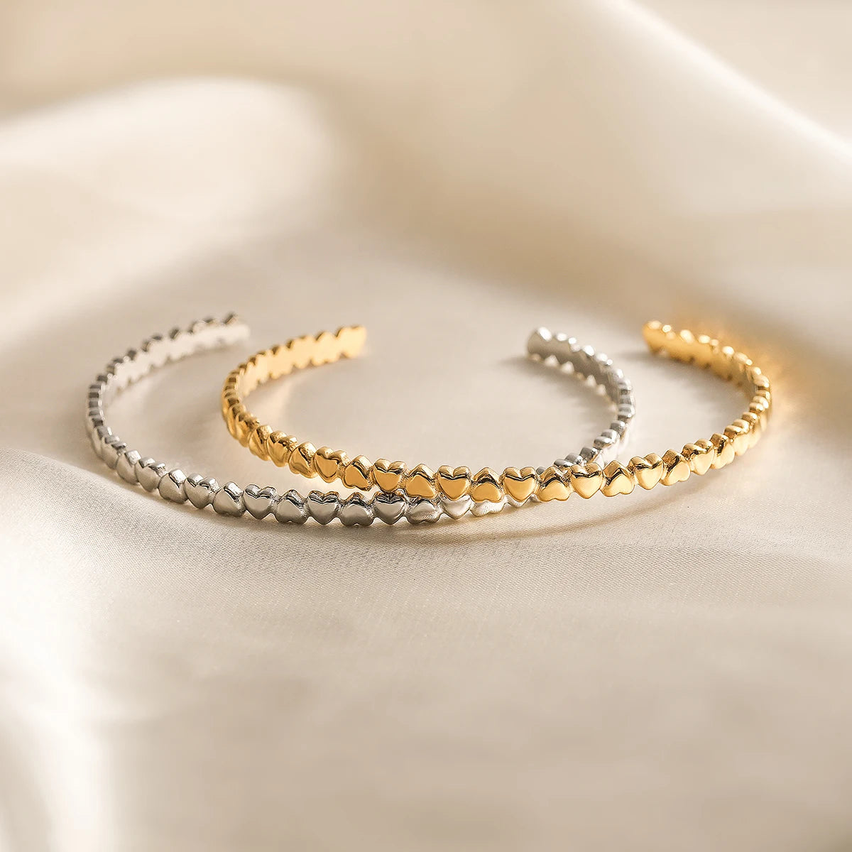 NEWBUY Heißer Verkauf Hochwertige Gold/Silber Farbe Herz Armreifen für Frauen Edelstahl Party Schmuck