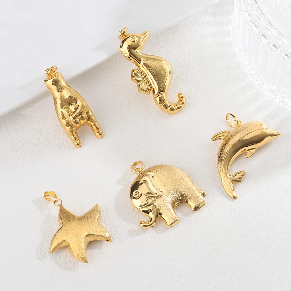 Hot Selling Pendant Africa Map Pendant Necklace Women Men Gold Plated Wholesale Fashion Stackable Jewelry Daily Wear Party Gift