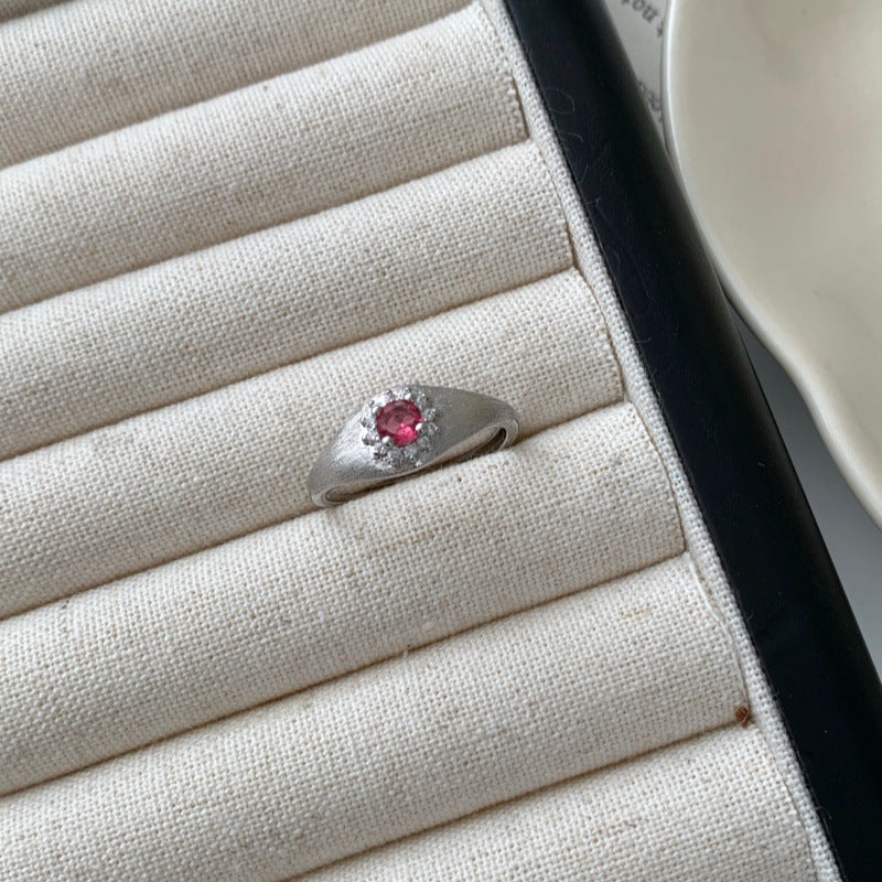 Gebürsteter runder Stein-Farb-Edelstein-offener Ring für Frauen, Luxus-Ins-Style-Nischen-Design, High-End verstellbarer Zeigefingerring, Mehrfarbige Optionen