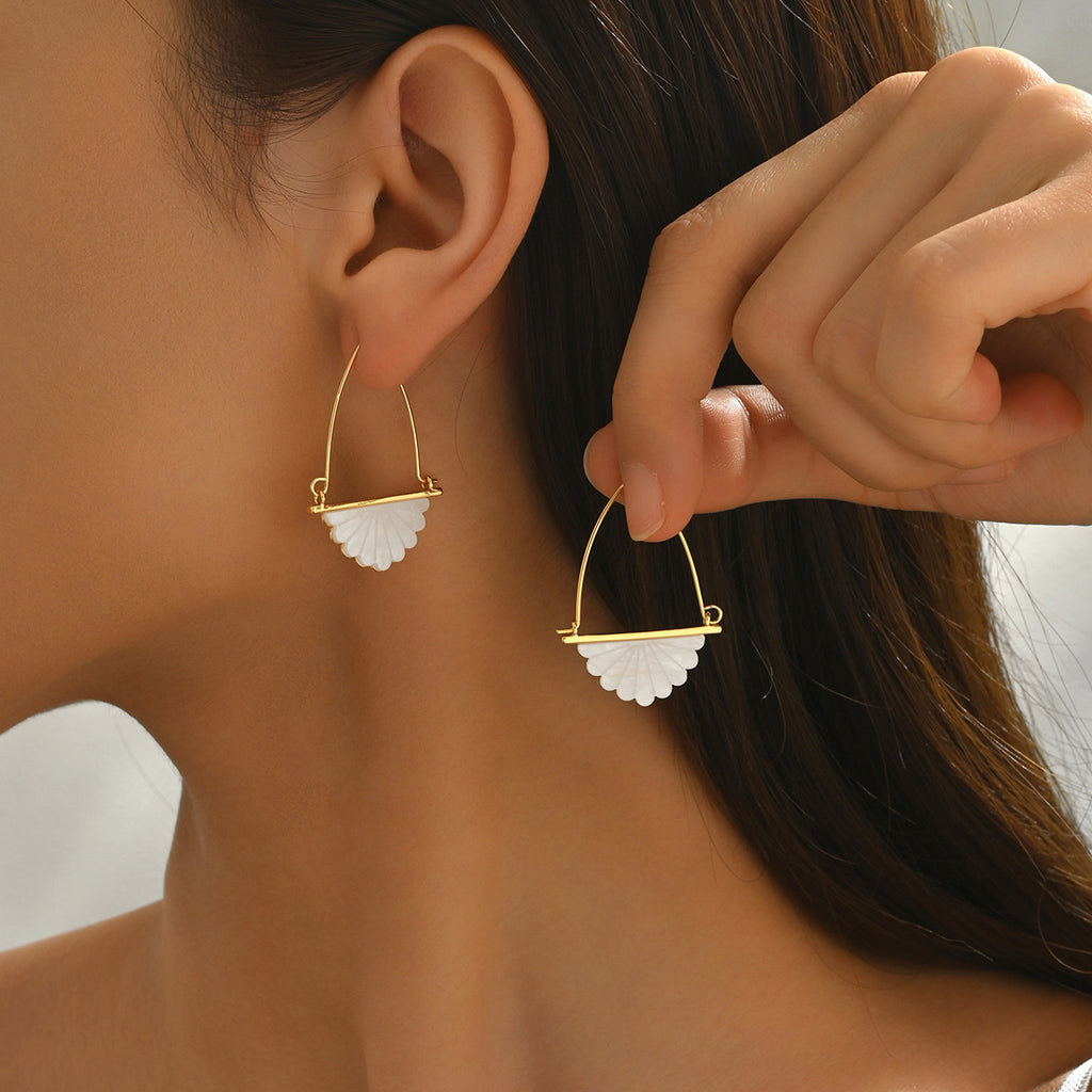 Womens Fan-Shaped Ear Studs With Mother-of-Pearl Inlay
