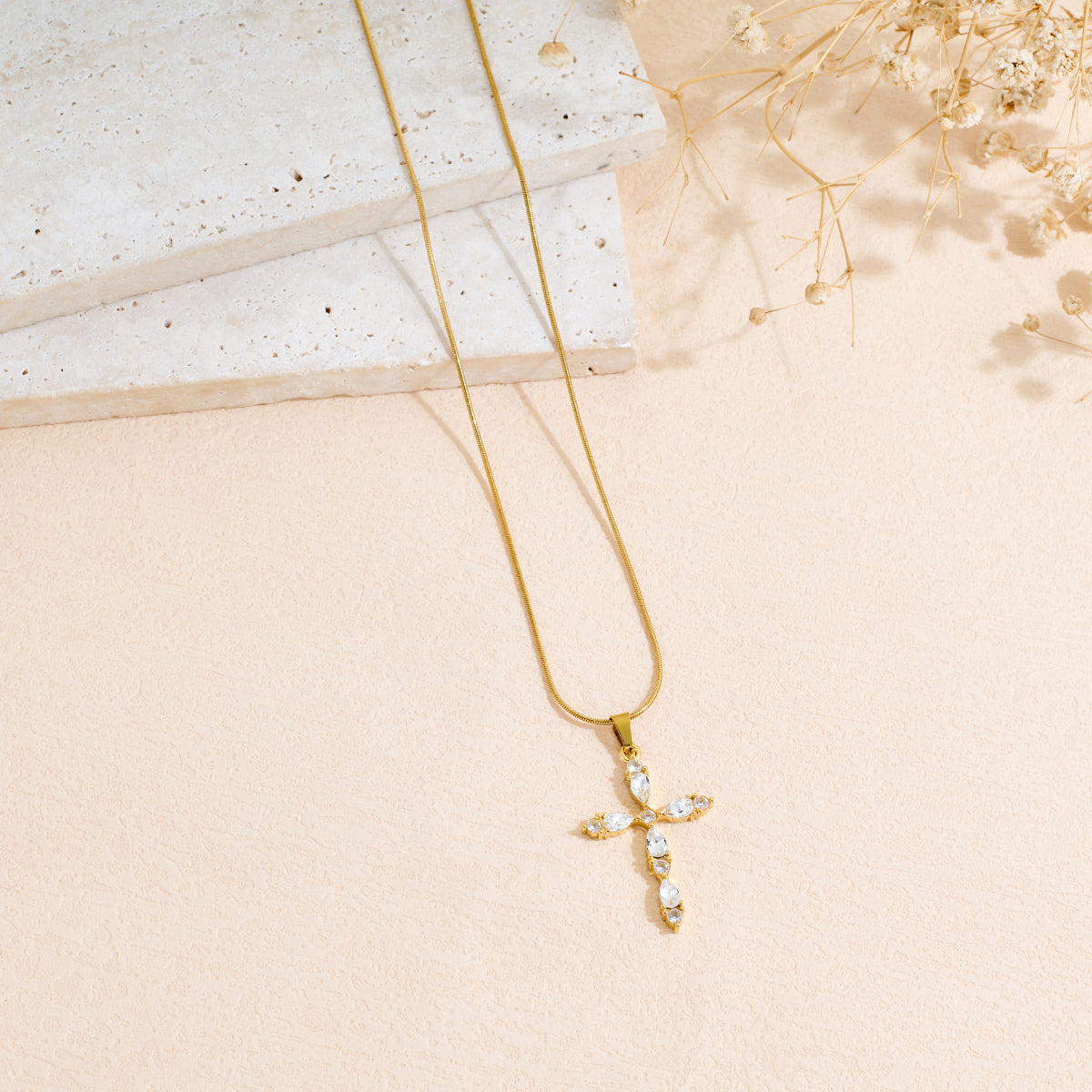 Edelstahl Kreuz Anhänger Halskette mit farbigem Zirkon und Schlangenkette