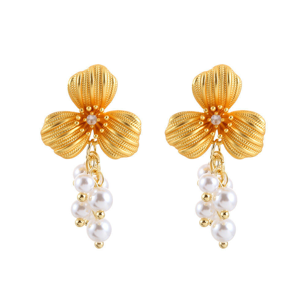 Fashionable Light-luxury Versatile Earrings For Women