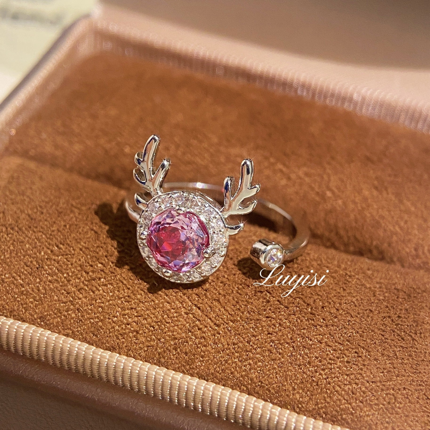 Zierlicher violetter Kristall-Hirschkopf-Ring, verstellbarer Stapelring, Modeschmuck für Frauen Alltagskleidung