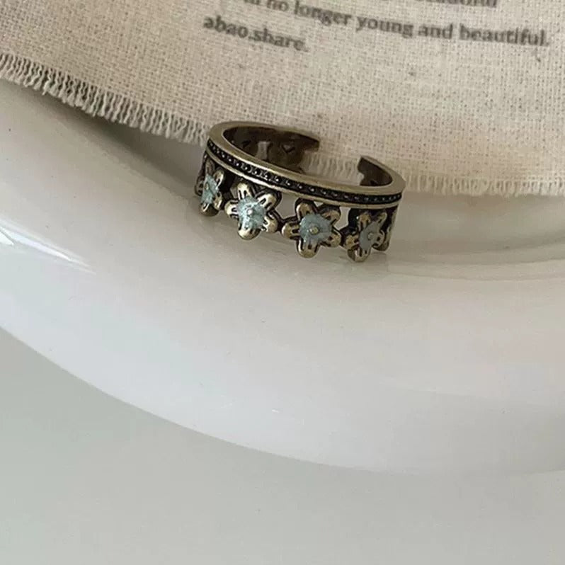 Neuer chinesischer Stil Vintage Schmetterling Blume Ring für Frauen, Retro einzigartiger Zeigefingerring, Nischen-Advanced Sense Ring