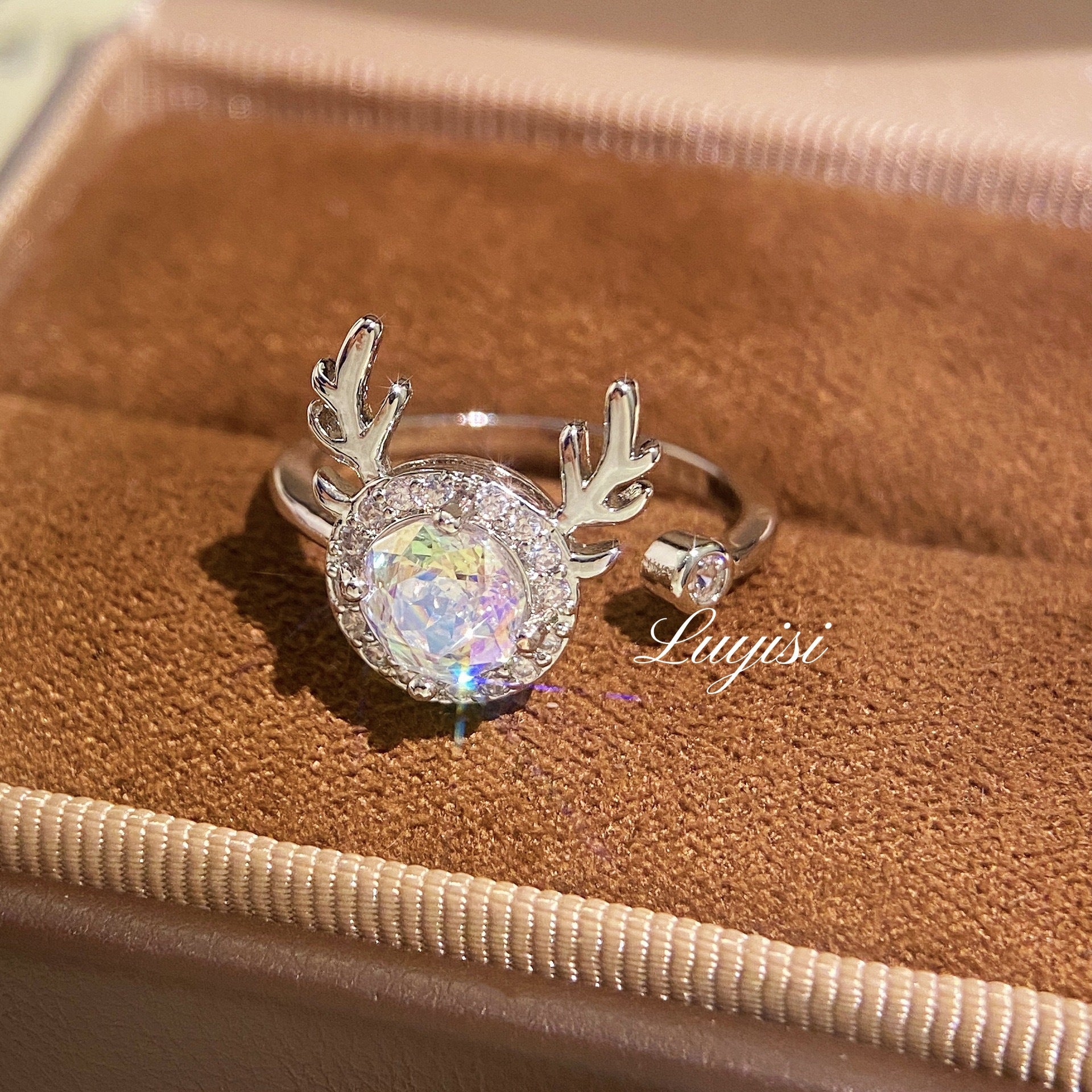 Zierlicher violetter Kristall-Hirschkopf-Ring, verstellbarer Stapelring, Modeschmuck für Frauen Alltagskleidung