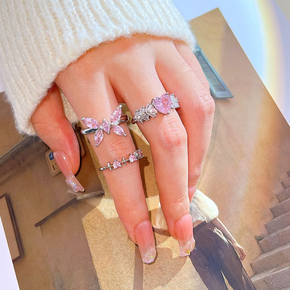 Unique  Heart Thorn Cat Eye Zircon Ring For Women, Sweet Cool Fashion Versatile Band
