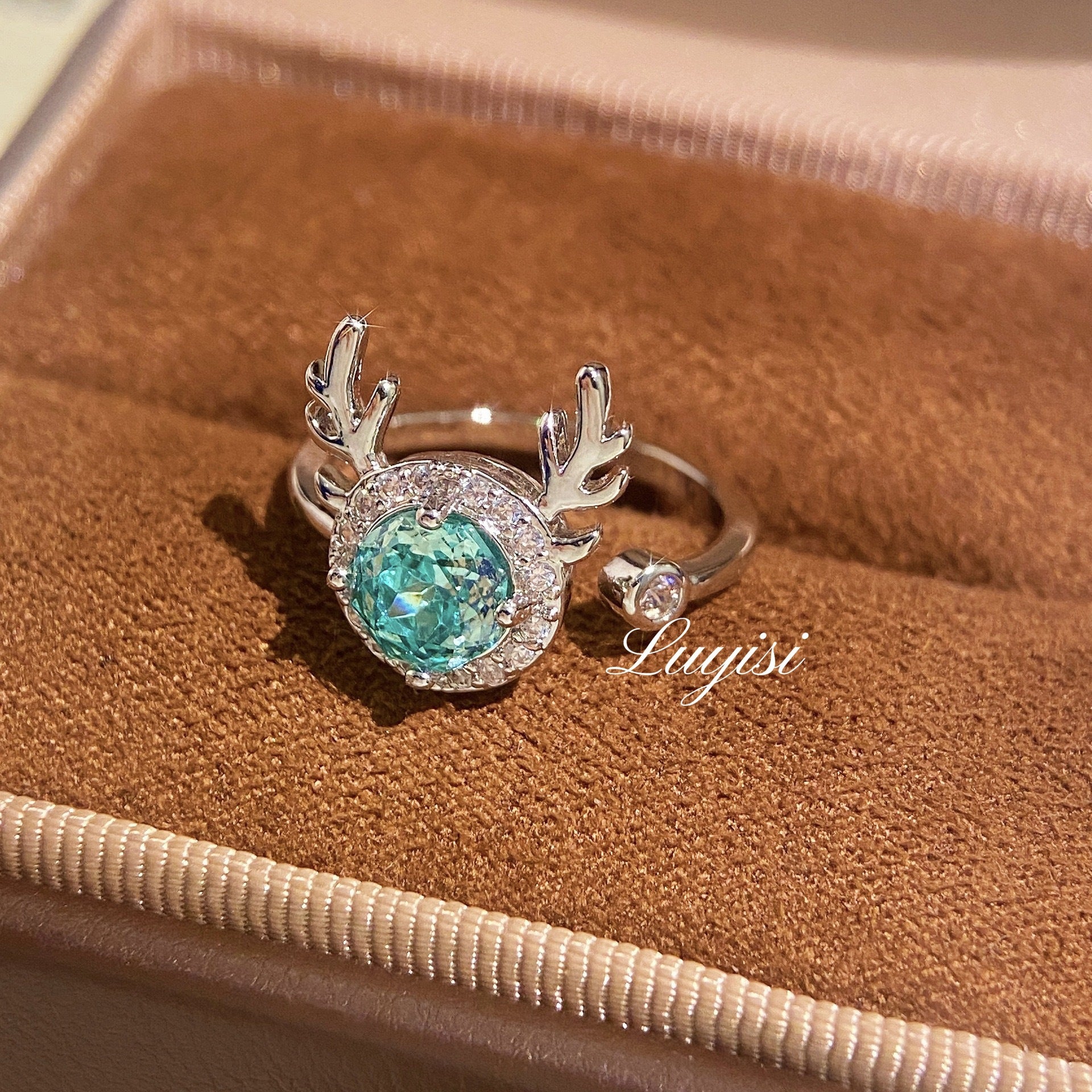 Zierlicher violetter Kristall-Hirschkopf-Ring, verstellbarer Stapelring, Modeschmuck für Frauen Alltagskleidung