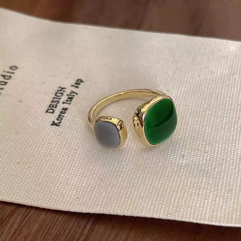 Women's Ring With High-End & Unique Design, Cold Minimalist Style, Japanese Light Luxury, European  American INS Trend, Emerald Ring