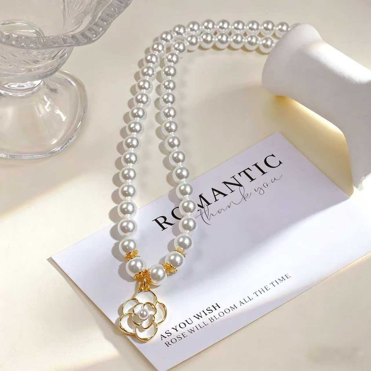 French-style Camellia Pearl Necklace For Women