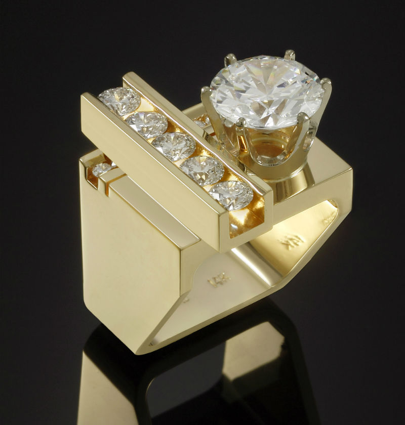 Gold-plated Engagement Ring With Simulated Diamonds