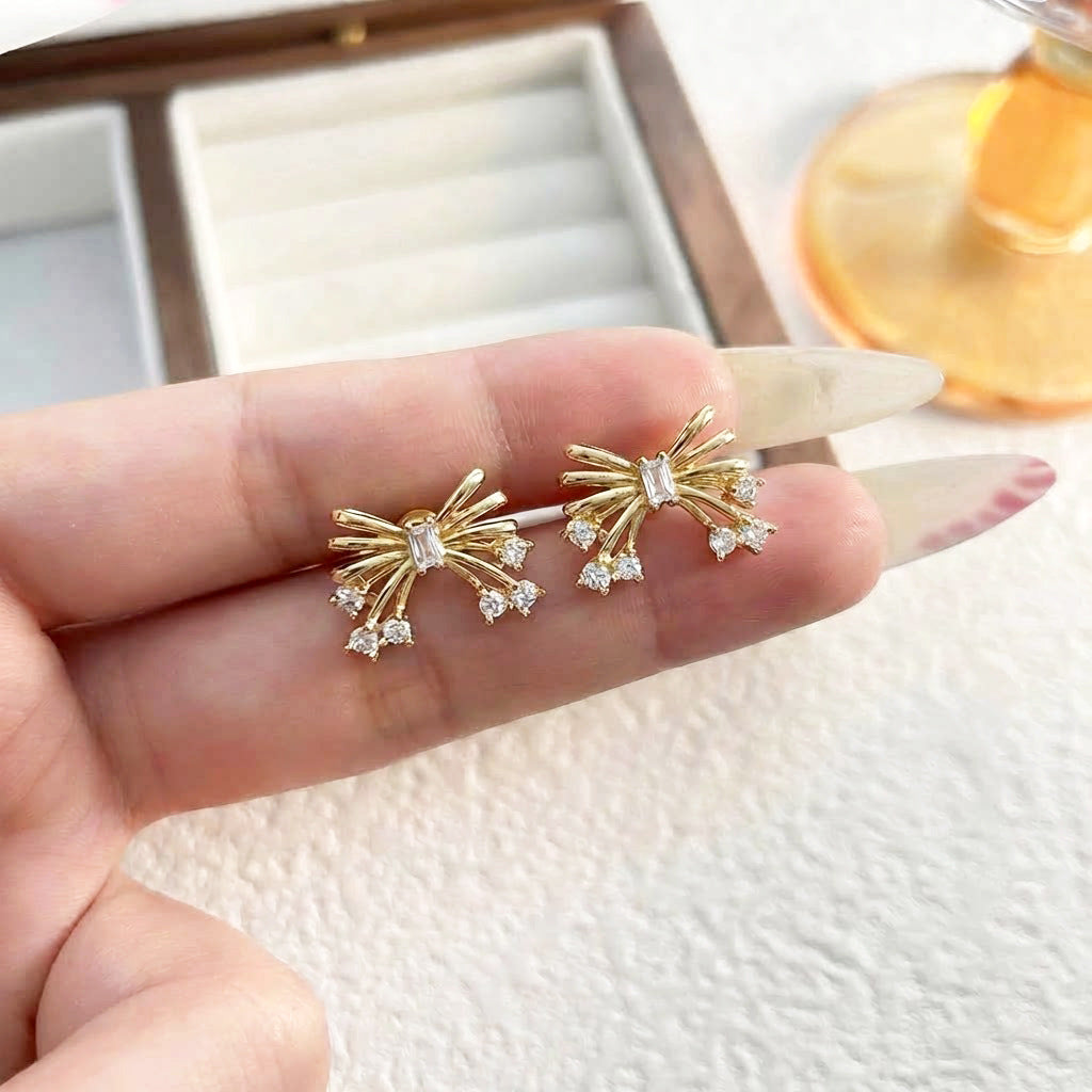 Minimalistische High-End-Schmetterlingssteckerohrringe